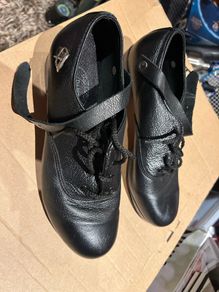 Hard dancing shoes