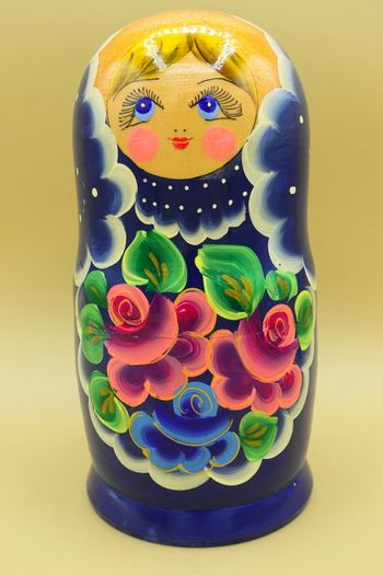 Nesting Dolls - Family of Five Matryoshka Traditional Russian Doll