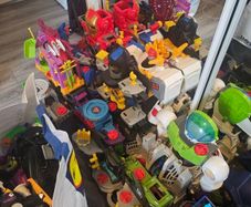 toys