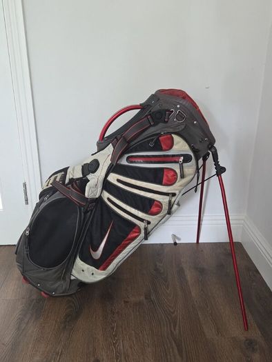 Nike Sasquatch Tour Golf Stand Bag