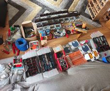 HUGE collection of various fixings to light steel and bolts.unit stut accesories.drib bits etc.