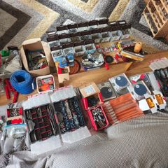 HUGE collection of various fixings to light steel and bolts.unit stut accesories.drib bits etc.