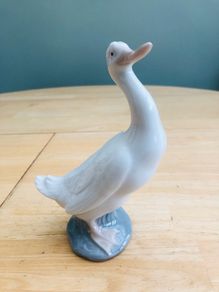 Nao By Lladro Goose Figurine