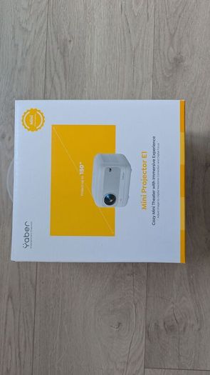 Yaber Mini Projector E1