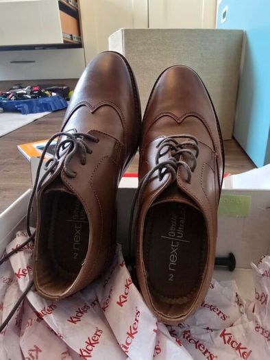 Next Brogues