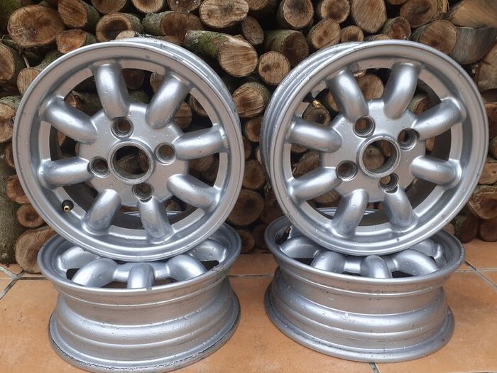 Classic Mini cooper alloy wheels