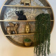 Decorative shelf