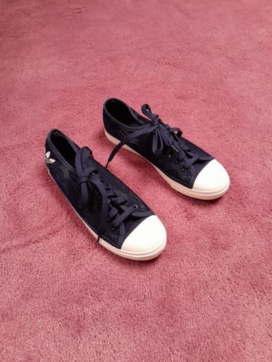BRAND NEW Adidas shoes