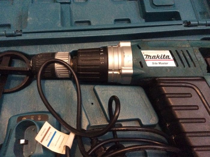 Makita Site Master 24V Cordless Drill with Hammer Functionality For Sale