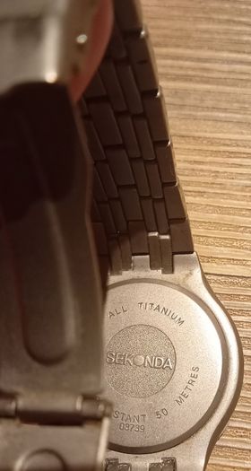 Vintage Sekonda All Titanium Mens Watch.