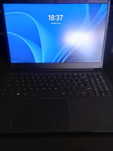 Toshiba DYNABOOK Slimline laptop