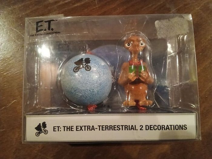 Et Xmas decorations