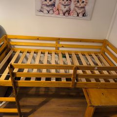 Bunk bed