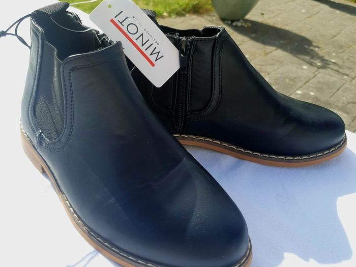 New Tags Fab Black Chelsea Zip Ankle Boots Girl/Boy