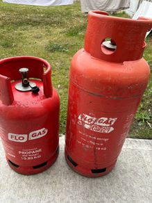 2 EMPTY gas cylinders