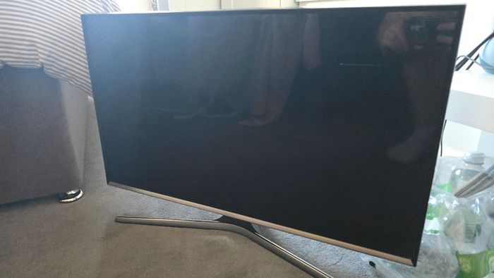 Samsung 32-inch Full HD 1080p LED Smart TV