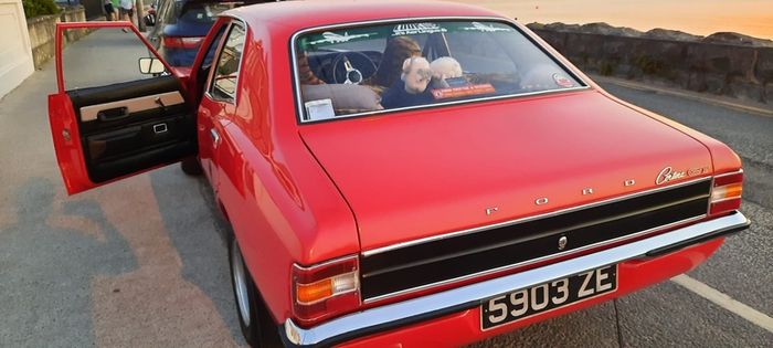 Ford Cortina 1600