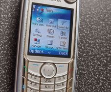 Nokia 6680