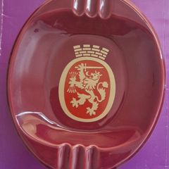 Pub memorabilia. Henri wintermans ceramic ashtray.