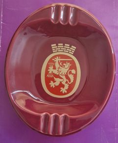 Pub memorabilia. Henri wintermans ceramic ashtray.