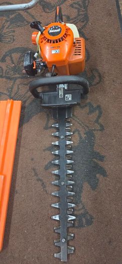 Echo strimmer & hedge trimmer