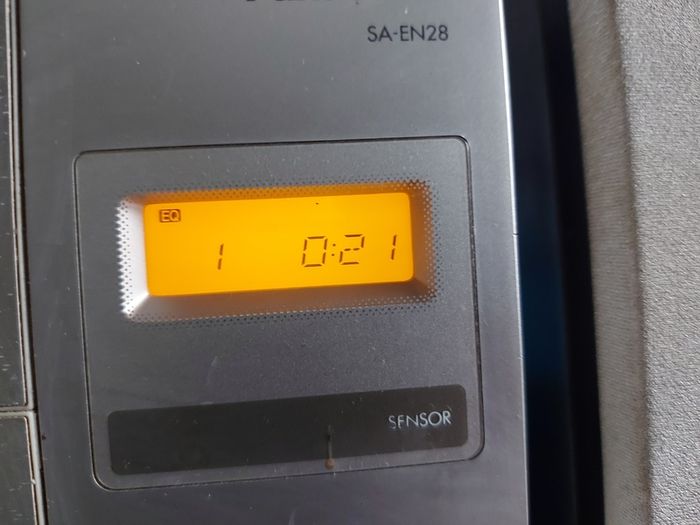 Panasonic SA-EN28 CD Stereo Music system, Radio, CD, MP3, all working perfect and in very good condition, with 2 Panasonic speakers Model SB-EN28