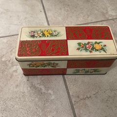 Vintage buscuit tin Jacob's