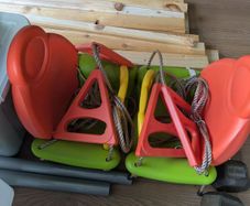 kids swings x2 for 35 euro