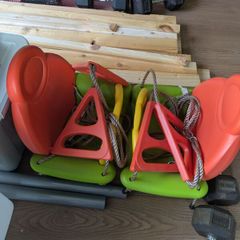 kids swings x2 for 35 euro