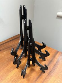 Picture/plate holder trio