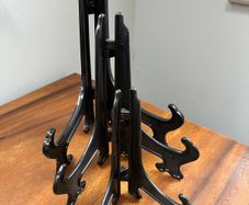 Picture/plate holder trio