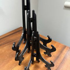Picture/plate holder trio