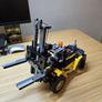 LEGO 42079 Technic Heavy Duty Forklift Image 3