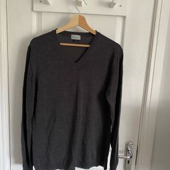 Baulmer mens v neck jumper