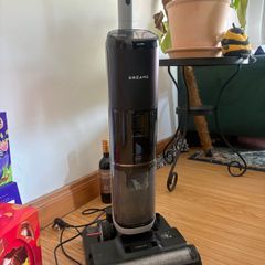 Wet and dry cordless vacuum