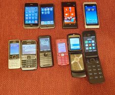Rare / Iconic Nokia phones / Motorola razr/ iPhone