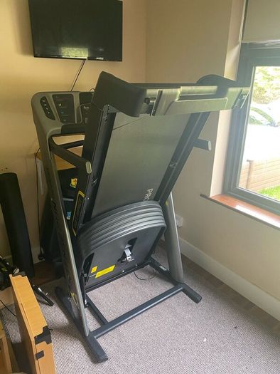 Treadmill - Must sell