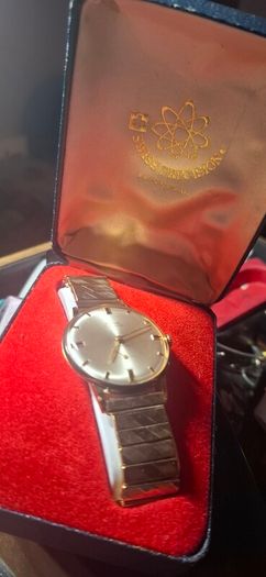 Gold plated Nisus 17 Jewel