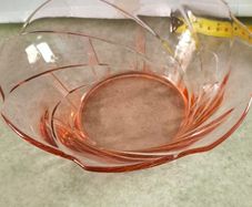 Vintage Heisey Pink Twist Depression Glass Serving Bowl 8 inches.