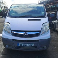 08 Opel Vivaro 2.5 breaking for parts