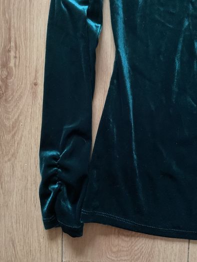 Beautiful Oasis Ladies velvet shirt size S