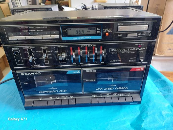 Vintage SANYO Radio and Dual Tape Deck, Model No. C36L, and 2 speakers, in excellent condition, both Tapes and Radio functioning well