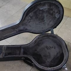 Banjo hard case gig bag - black (fits 19 fret banjos perfectly)