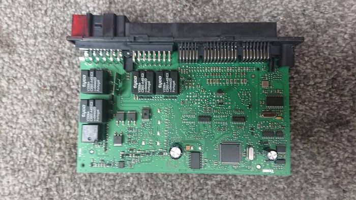 Audi a4 b6 b7 1.9tdi 2.0tdi comfort control module. CCM comfort convenience, saloon estate 6 speed AVF BLB BRE BRD 130 - 170 bhp parts breaking