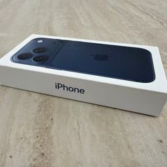 iPhone 17 Pro Box & Original USB-C Cable
