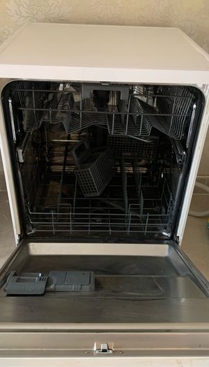 Whirlpool dish washer working perfect,