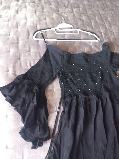 Black Off the shoulder top/dress