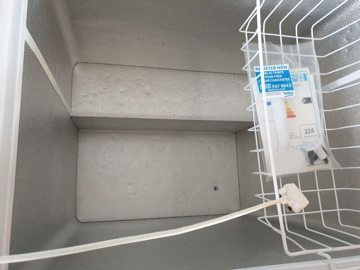 Beko CF625W Chest Freezer, 205 litre