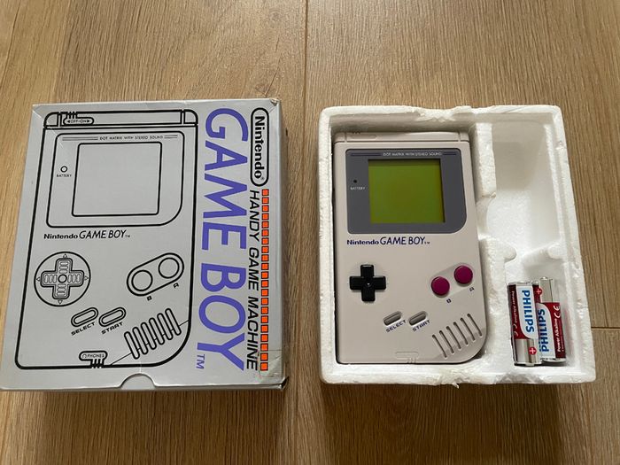 Nintendo Gameboy Classic DMG-001 Boxed + Bomber Man + Other Games