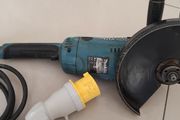 Makita GA9020 230mm 9" Angle Grinder 110v